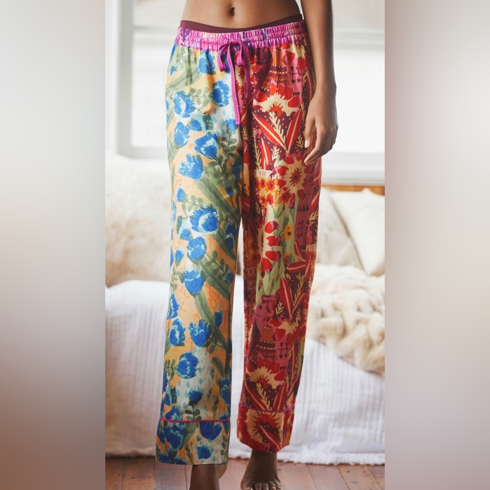 Roeqiya Fris for Anthropologie Garden Bloom Flannel Pajama Pants, size Small